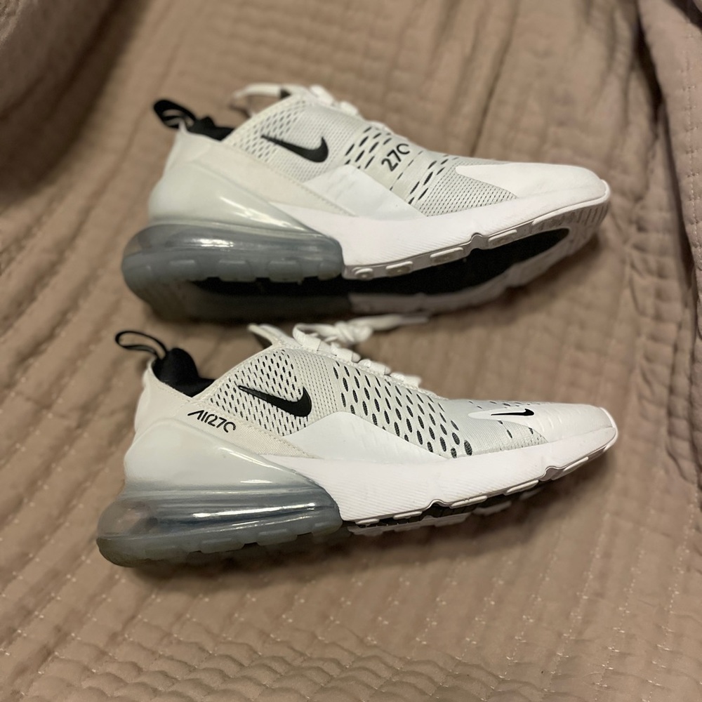 Nike Air Max 270